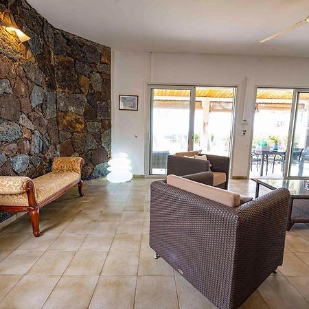 Villa Coco Des Sables Acces Direct Au Lagon Ла-Салін-ле-Бен Екстер'єр фото