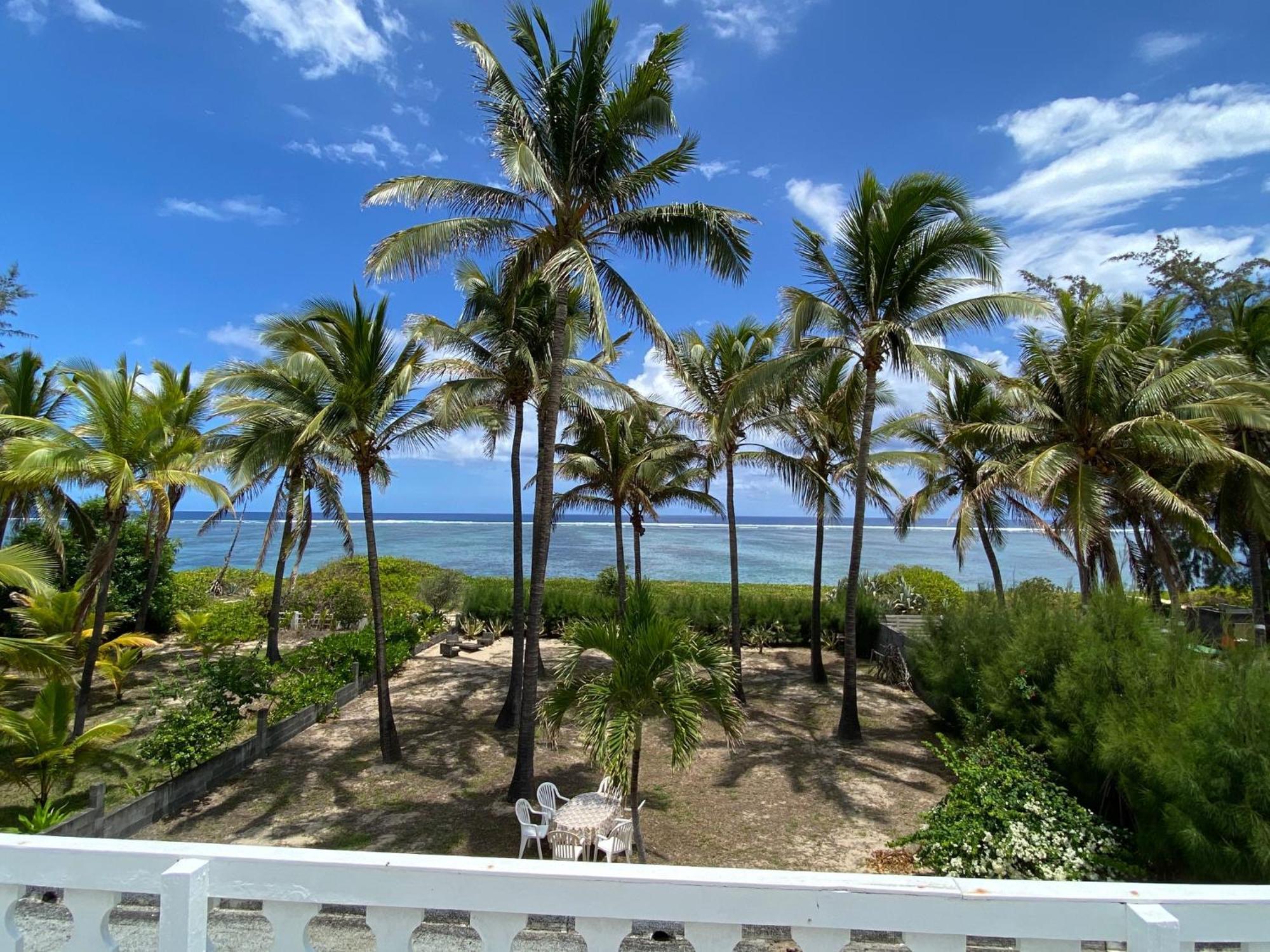 Villa Coco Des Sables Acces Direct Au Lagon Ла-Салін-ле-Бен Екстер'єр фото